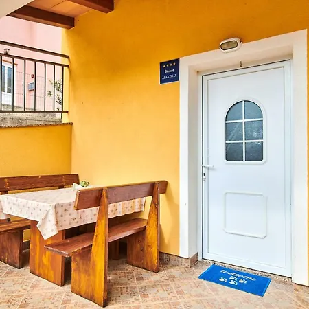 App Sverko Apartamento Vilanija