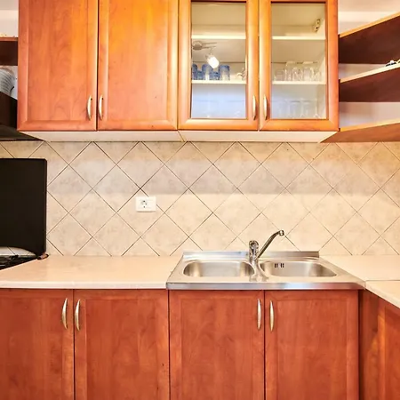 App Sverko Apartamento *